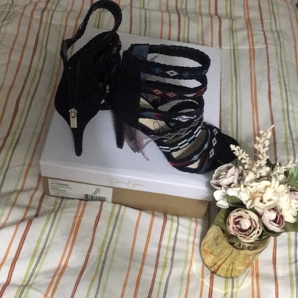 Jessica Simpson - Picture 2 of 8